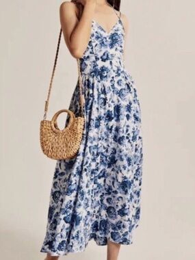 Abercrombie & Fitch Blue White Floral Plunge Corset Maxi Dress